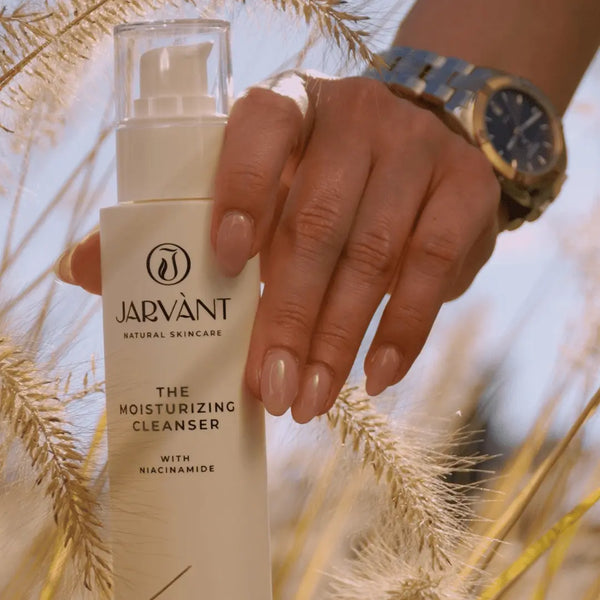 The Moisturizing Cleanser Хидратиращ почистваш гел с ниацинамид